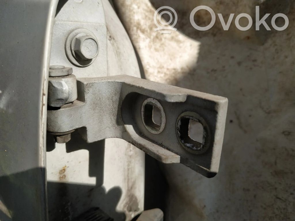 Front door upper hinge