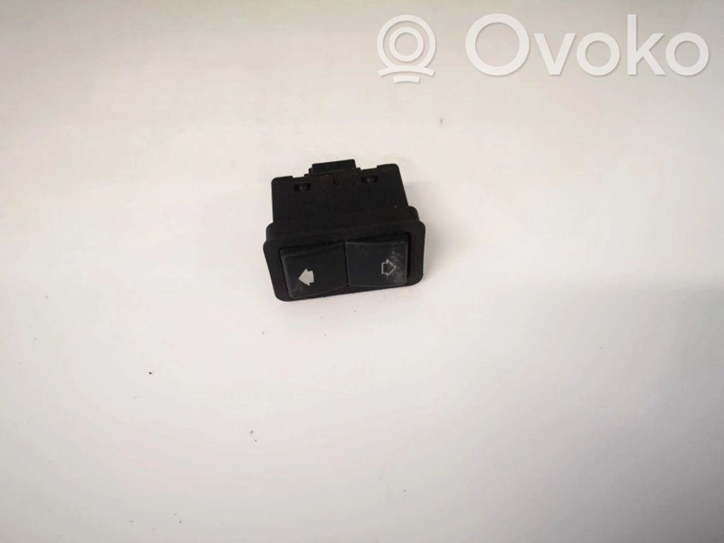 Interrupteur commade lève-vitre   8368974,8368974
