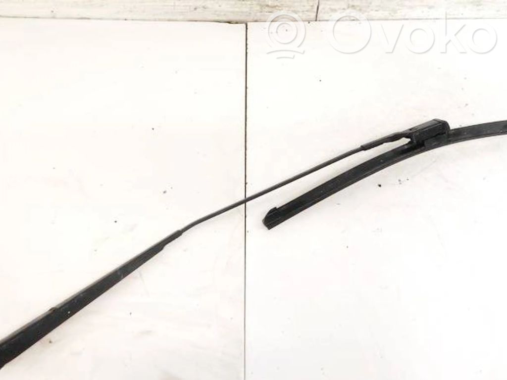 Volkswagen Polo IV 9N3 Ramię wycieraczki szyby przedniej / czołowej
