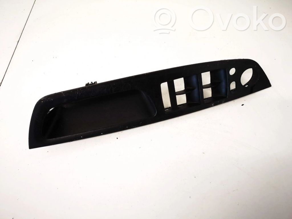 BMW X5 E70 Front door window switch trim 