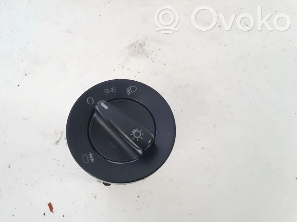 Lichtschalter   C1K3569,C1K3569