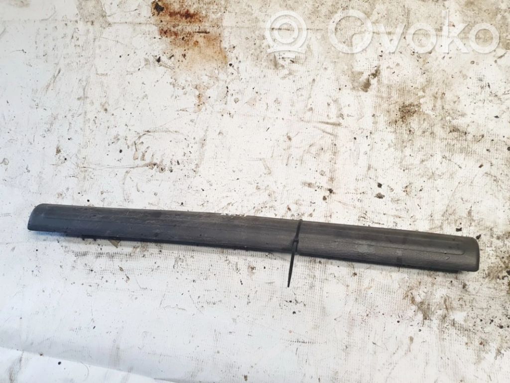 Dodge Neon Copertura del rivestimento del sottoporta posteriore 