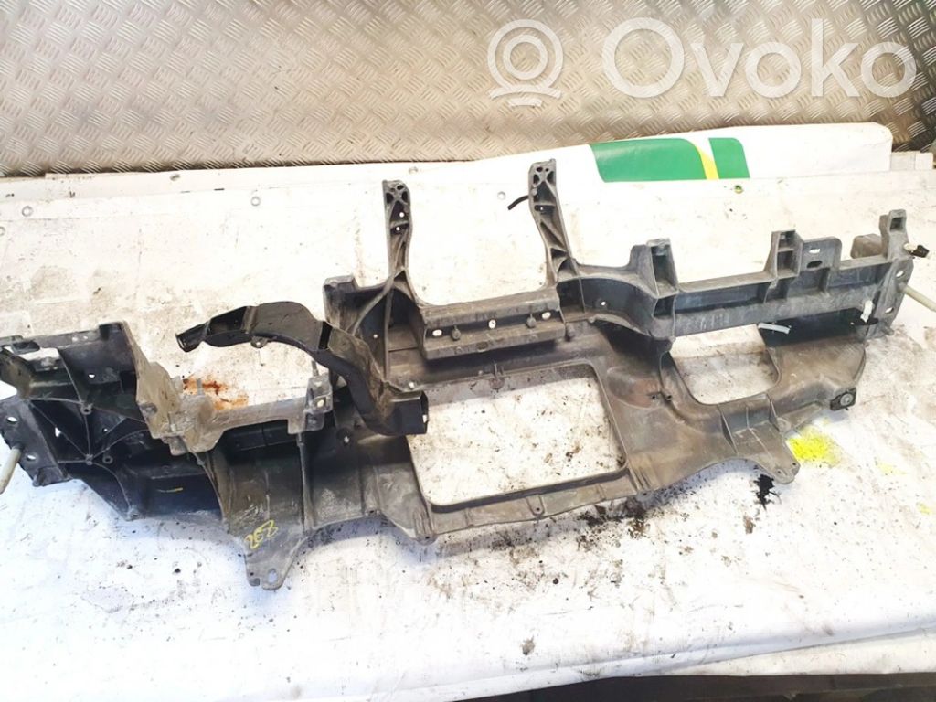 Jaguar XF Support de radiateur sur cadre face avant