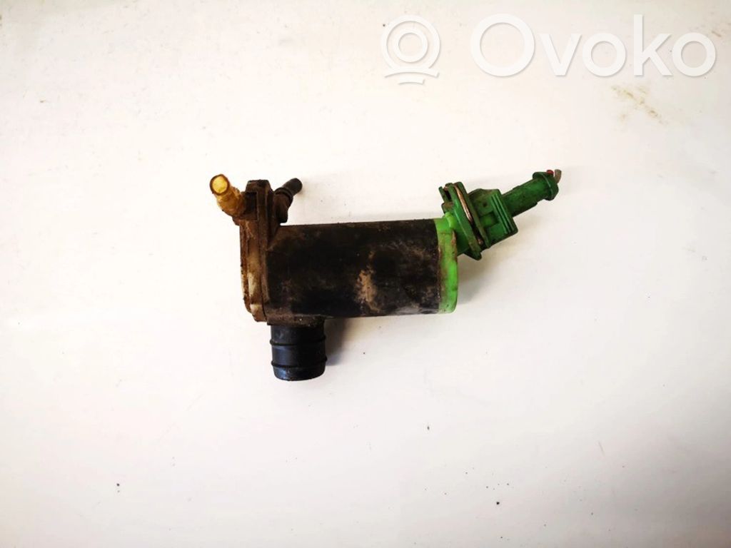 Peugeot 206 Windscreen/windshield washer pump 