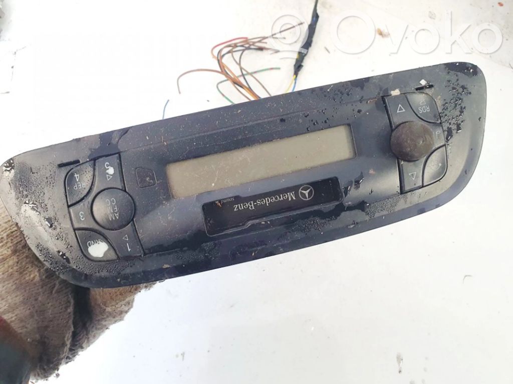 Panel / Radioodtwarzacz CD/DVD/GPS   A0048201686,38025183,38025183,A0048201686