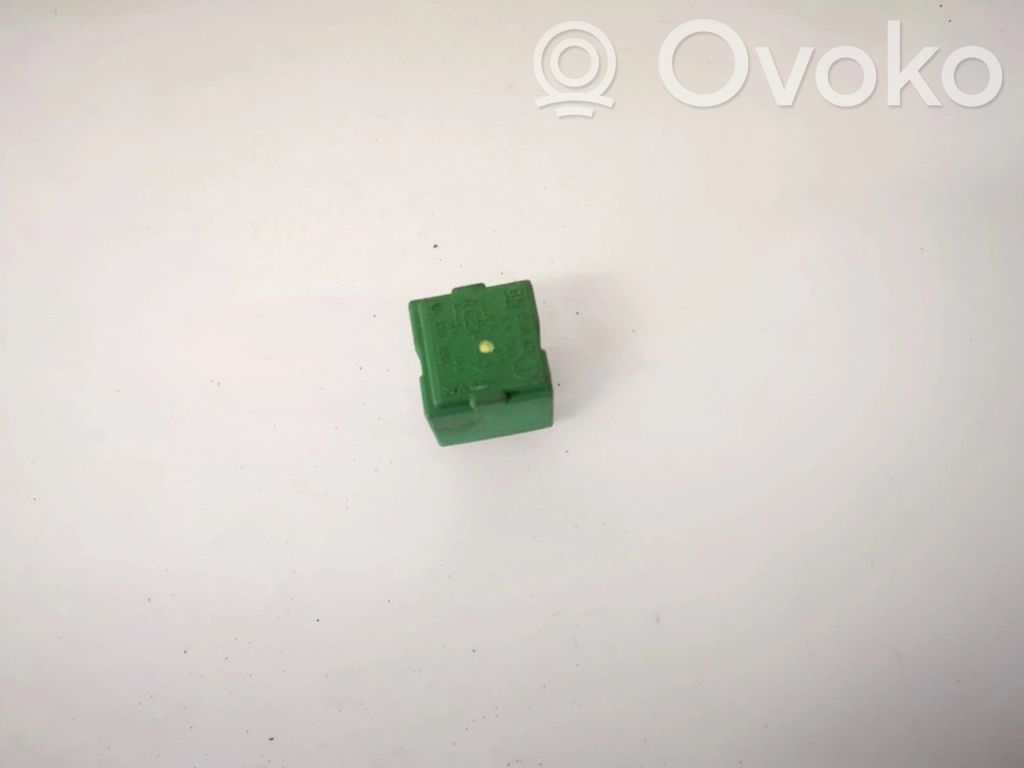 Altri relè   13136665,13136665