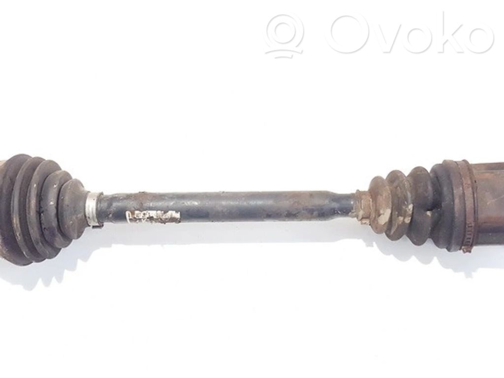 Etuvetoakseli   8E0407271S,8E0407271S