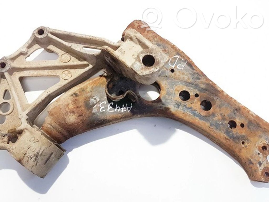 Volkswagen Polo Braccio di controllo sospensione anteriore inferiore/braccio oscillante