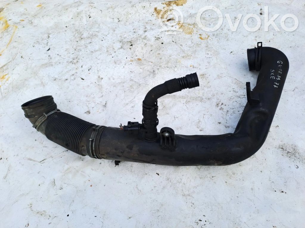 Volkswagen Golf V Furtun/conductă intercooler
