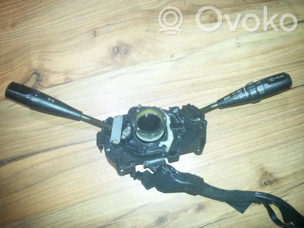 Toyota Corolla E100 Commodo, commande essuie-glace/phare 
