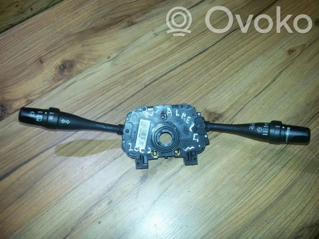 Nissan Almera N16 Bloc semnalizator și ștergător parbriz 
