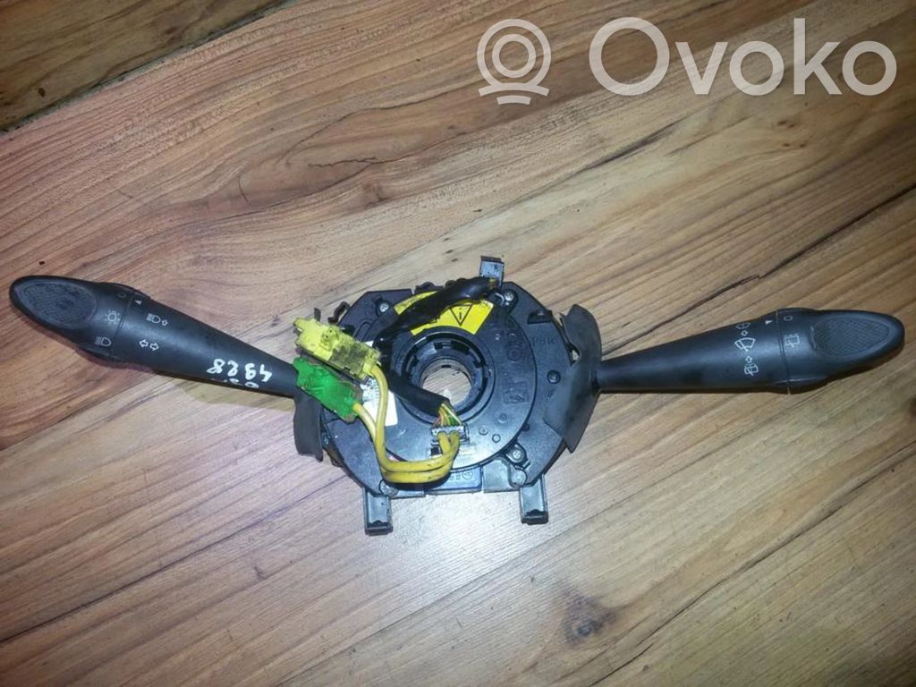 Fiat Multipla Bloc semnalizator și ștergător parbriz 