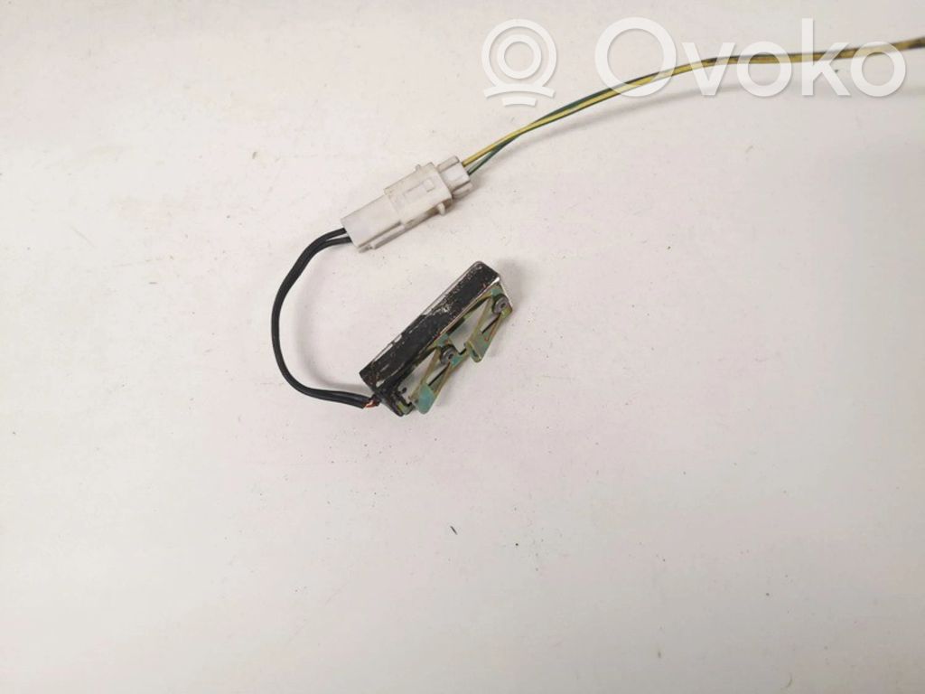Sensor