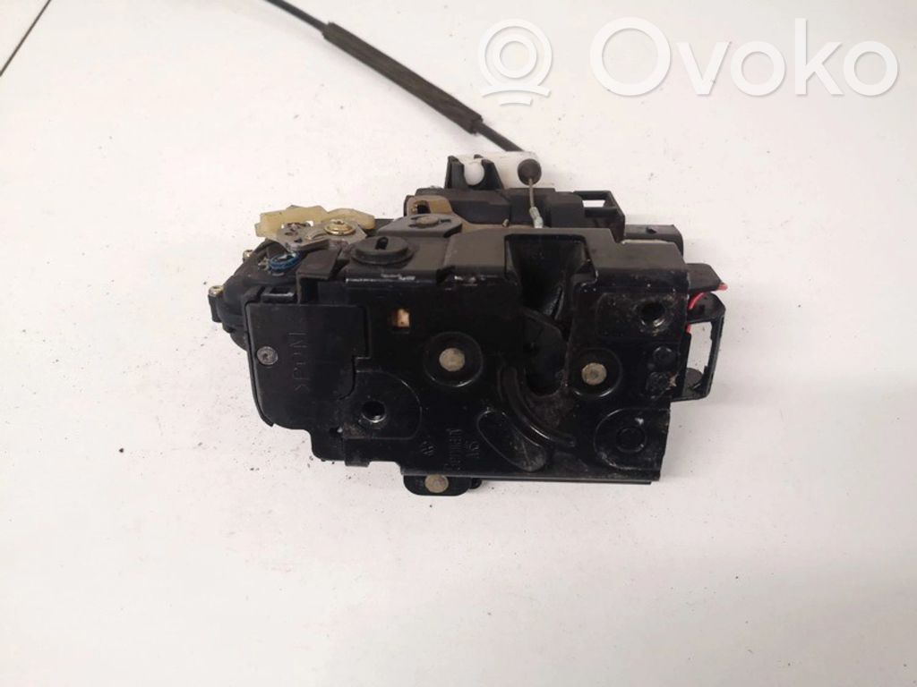 Volkswagen Golf IV Încuietoare ușă spate 
