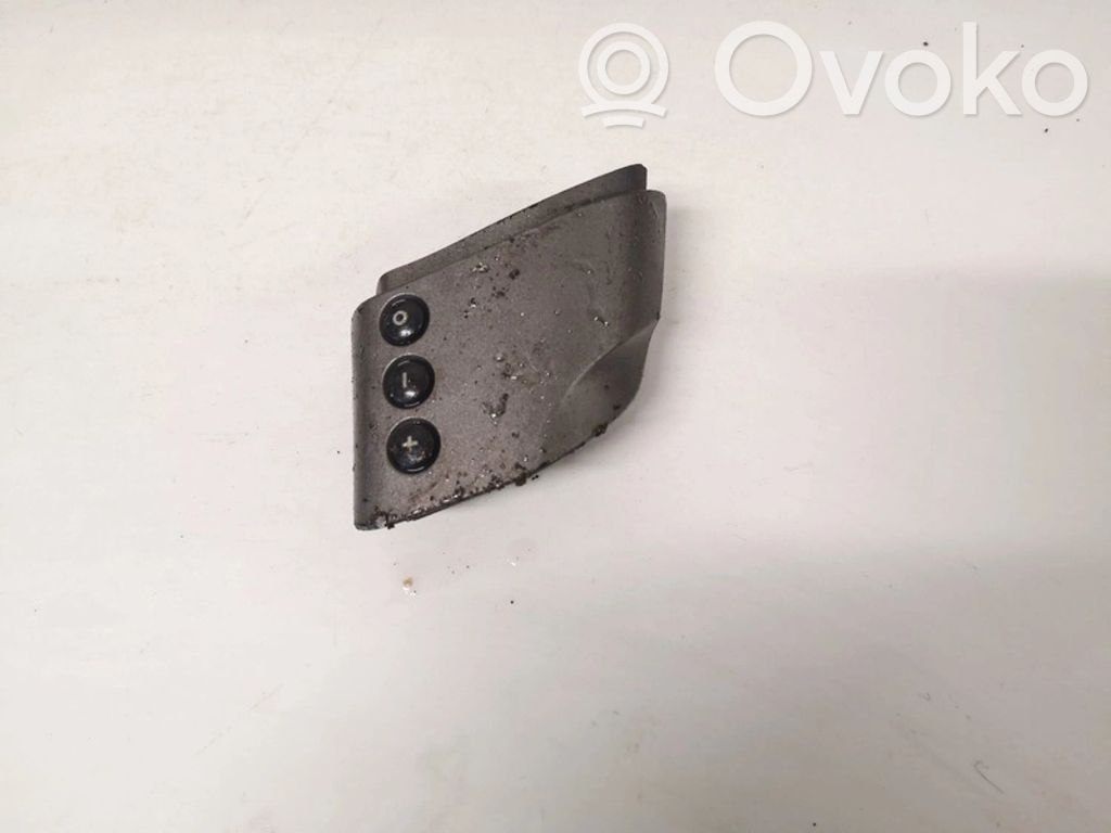 Opel Vectra C Butoane/comutatoare pe volan 