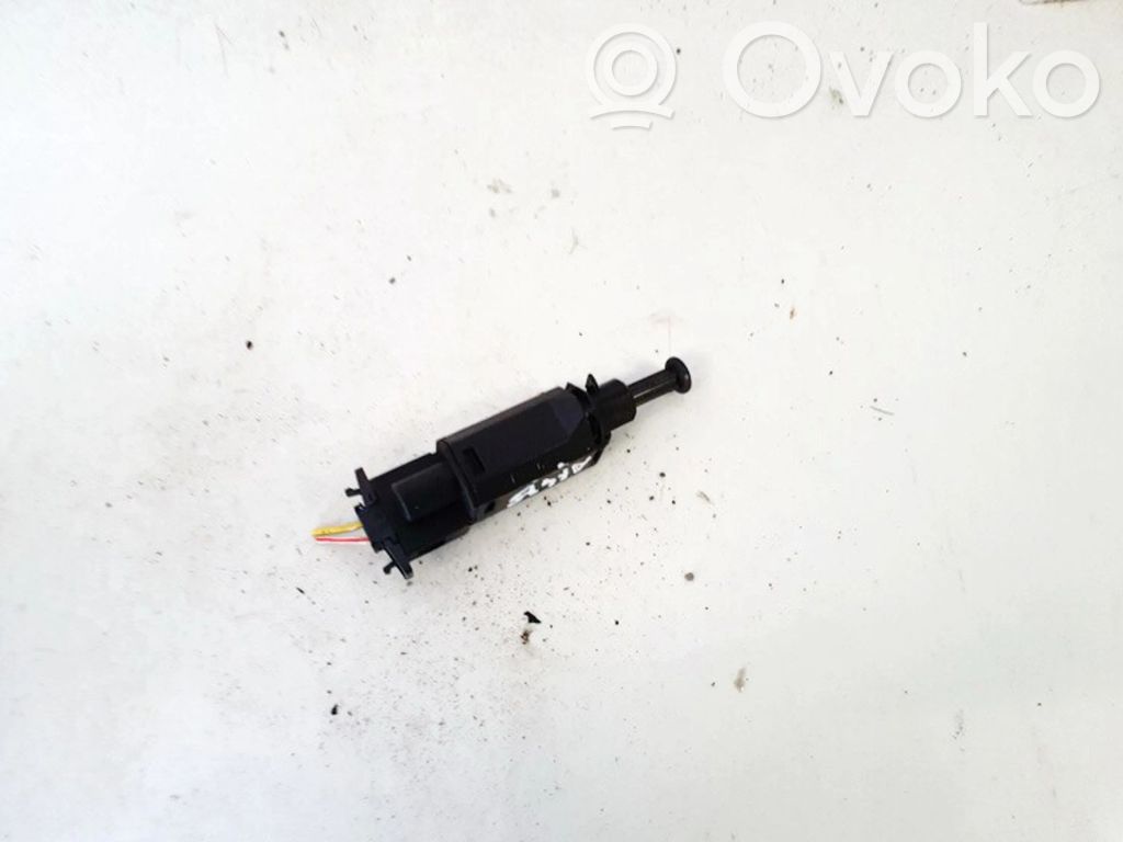 Volkswagen Golf IV Interruttore del pedale del freno 