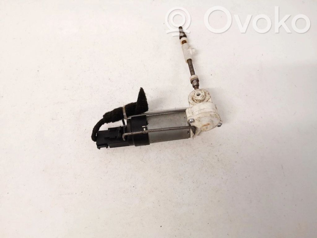 Audi A4 S4 B7 8E 8H Istuimen säätömoottori 