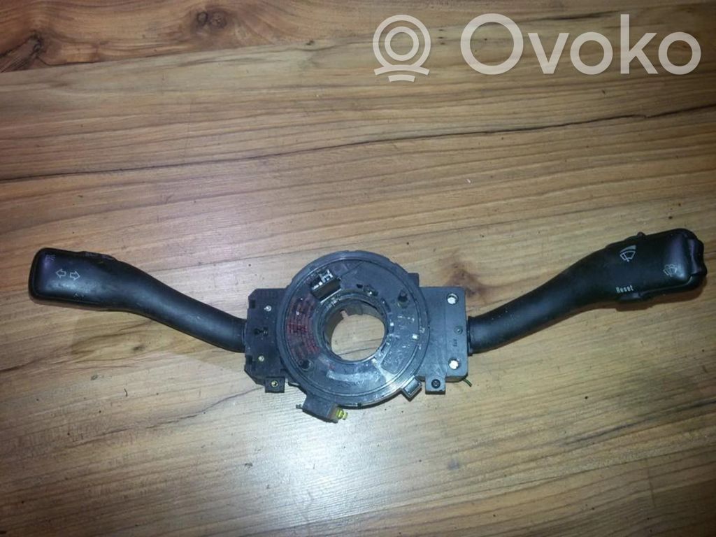 Commodo, commande essuie-glace/phare   8L0953513,8L0953513