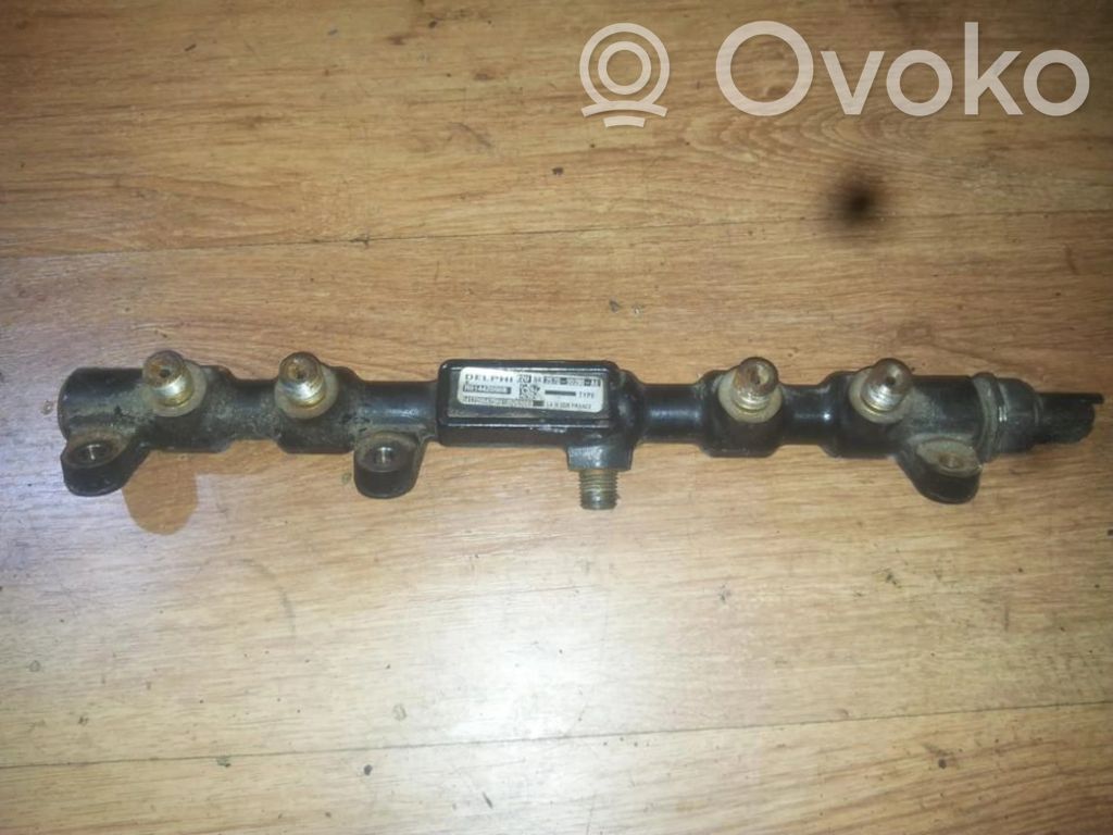 Ford Mondeo Mk III Listwa wtryskowa 