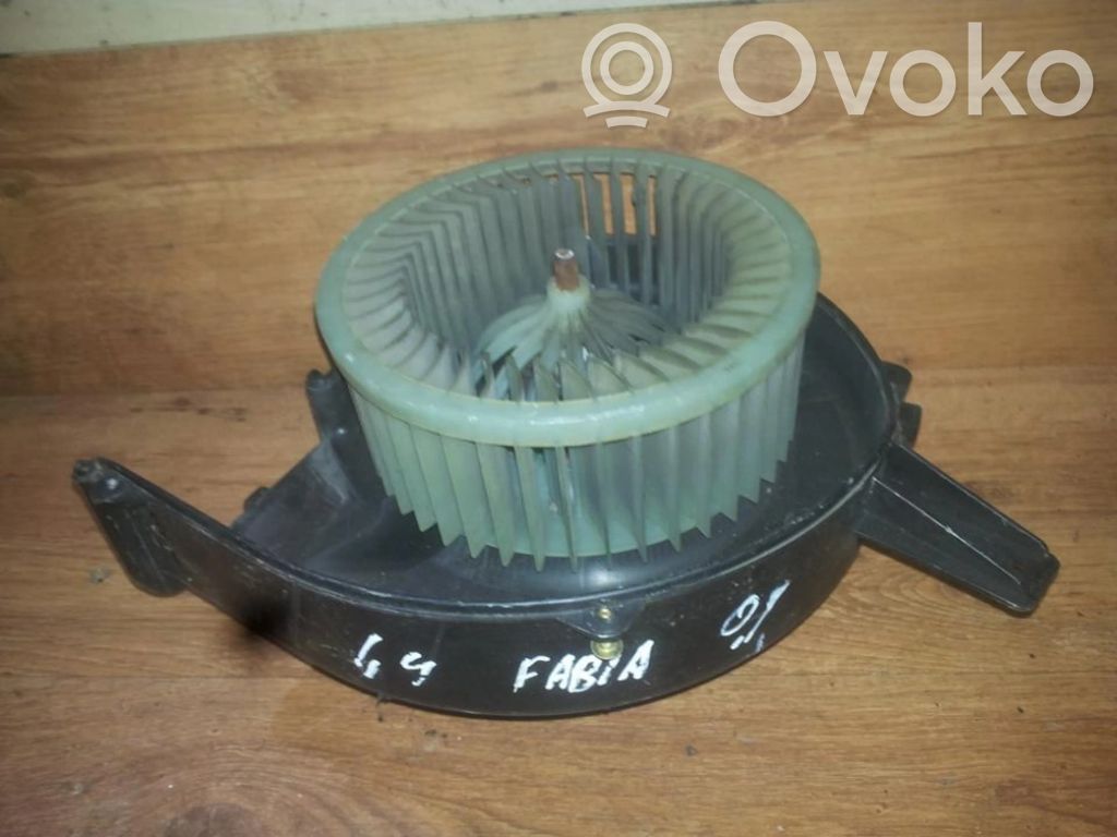 Skoda Fabia Mk1 (6Y) Lämmittimen puhallin 