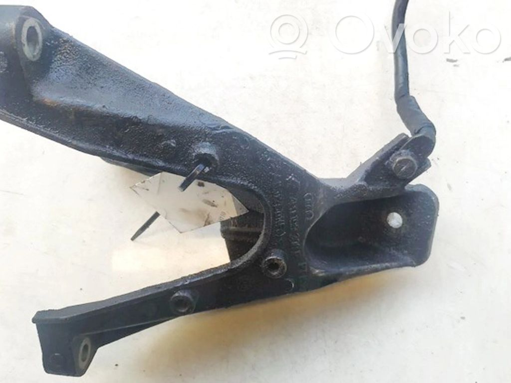 Audi A6 S6 C6 4F Supporto di montaggio del motore (usato) 