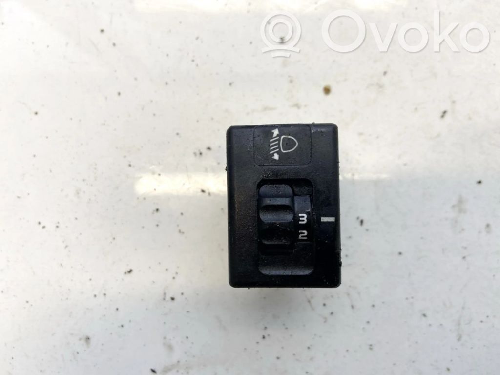 Alfa Romeo 155 Headlight level height control switch 