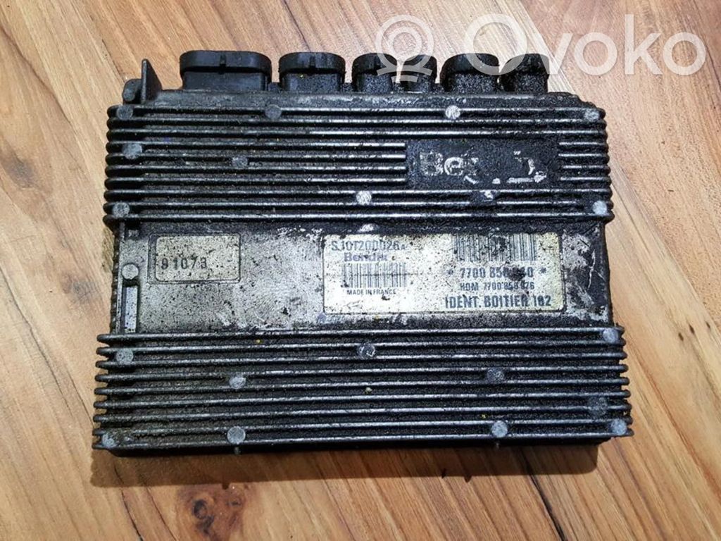 Renault Clio I Engine control unit/module 