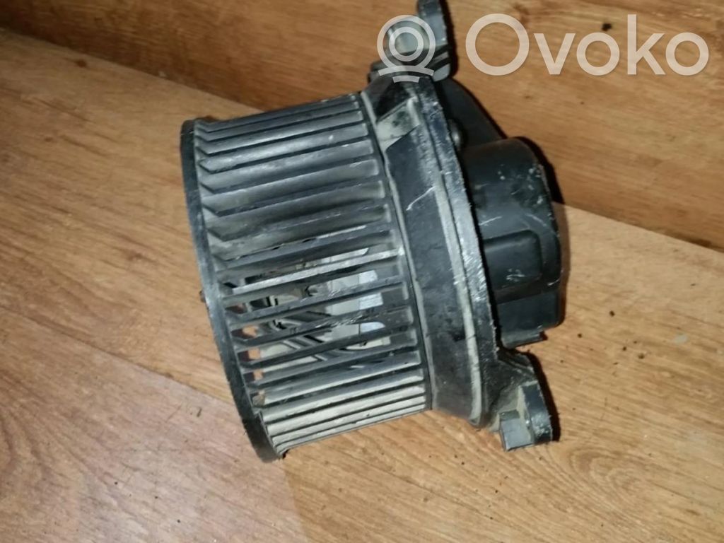 Citroen Xantia Pečiuko ventiliatorius/ putikas 