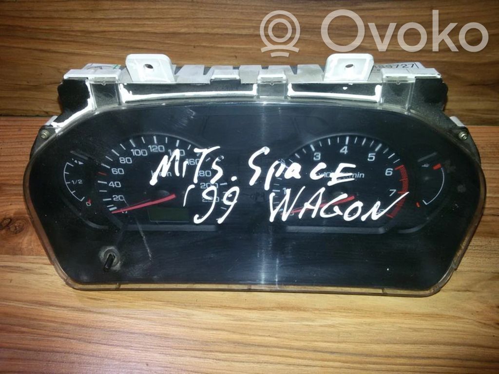 Mitsubishi Space Wagon Vitezometru (grup de instrumente) 