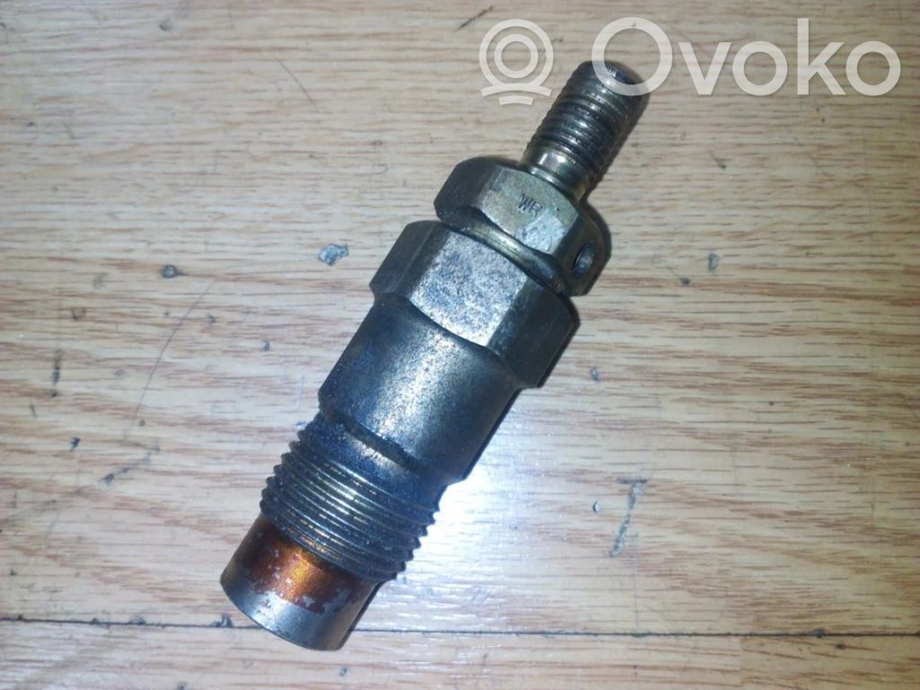 Inyector de combustible   71A1361,71A1361