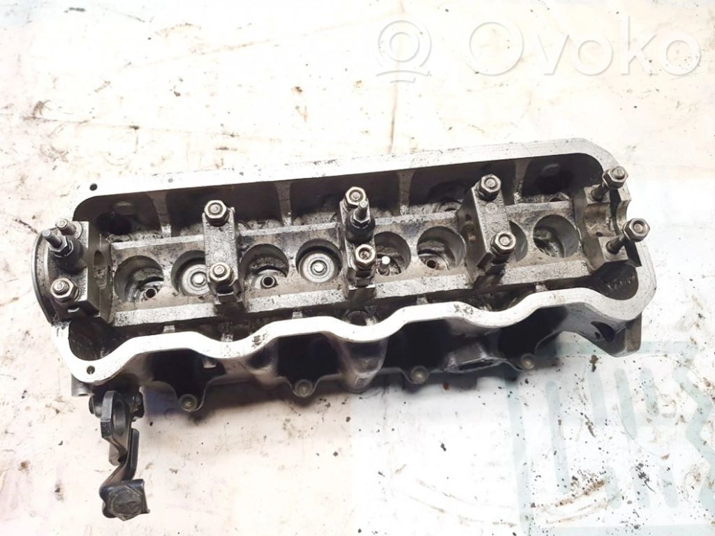 Volkswagen PASSAT B5 Chiulasă motor 