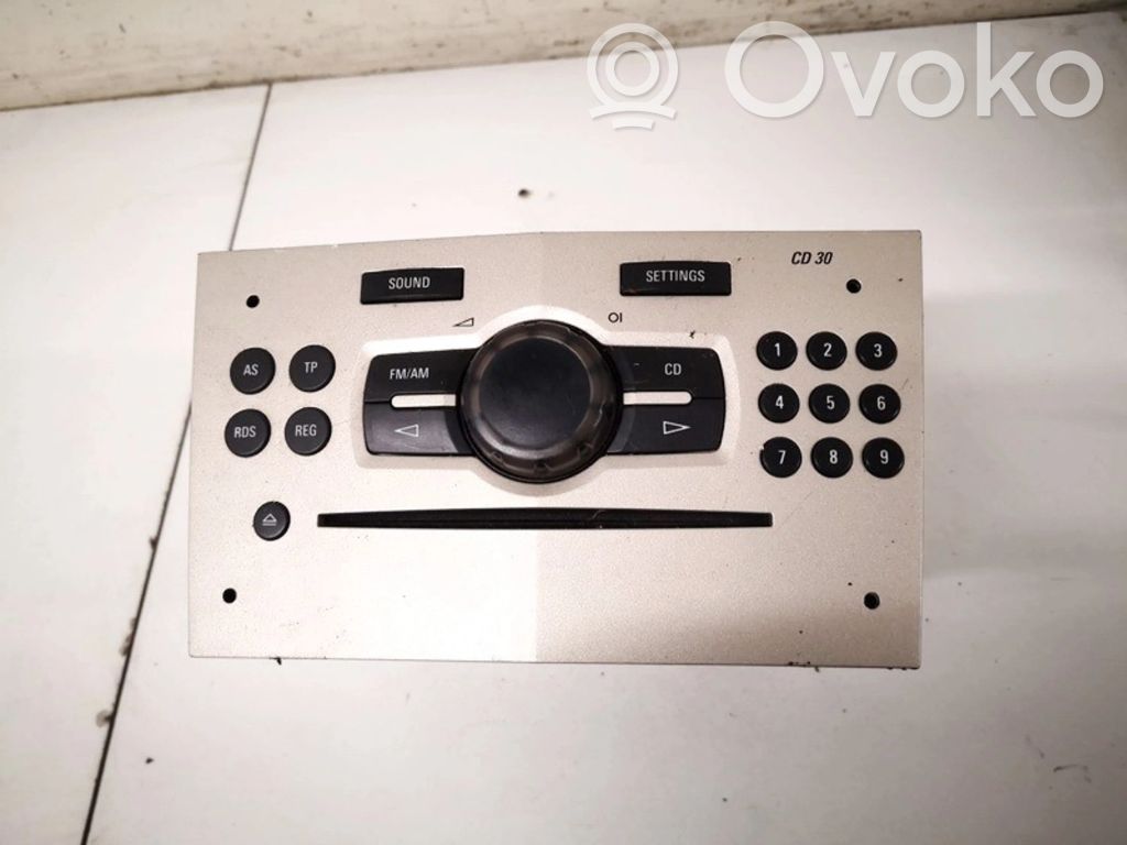 Opel Corsa D Unitate principală radio/CD/DVD/GPS 