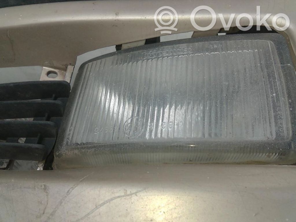 Opel Omega B1 Feu antibrouillard avant