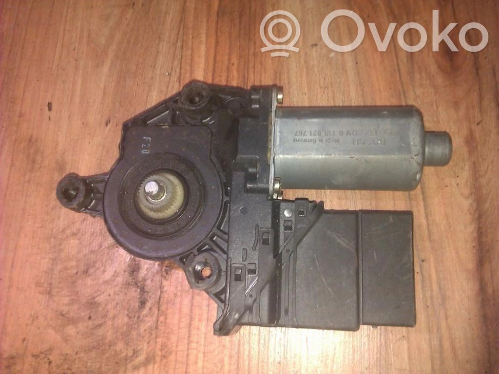 Volkswagen Golf IV Motorino alzacristalli della portiera anteriore 