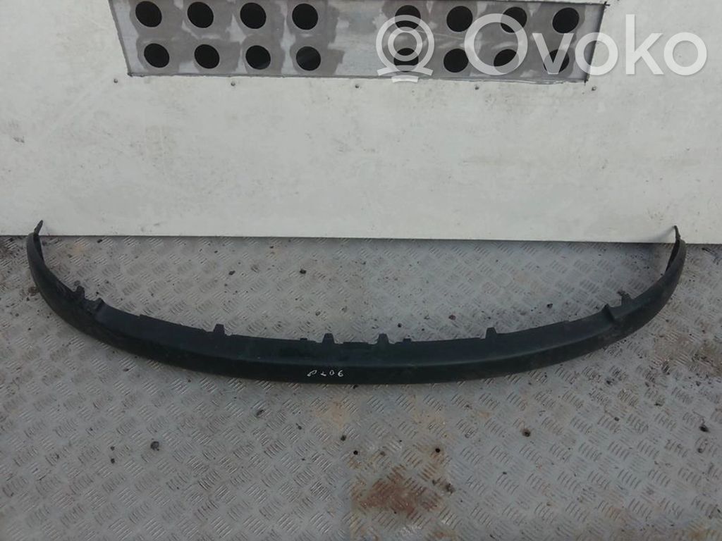 Peugeot 206 Enjoliveur de pare-chocs arrière