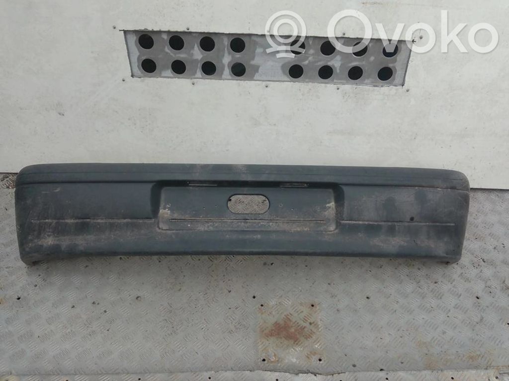 Renault Clio I Bamperis 