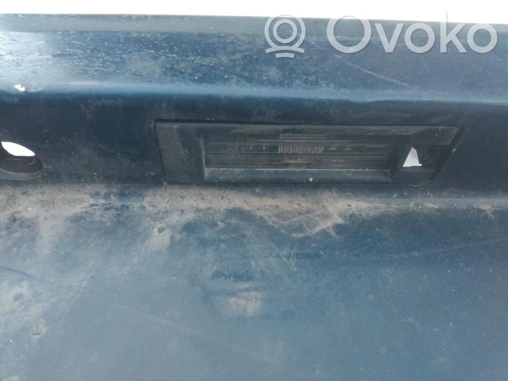 Éclairage de plaque d'immatriculation
