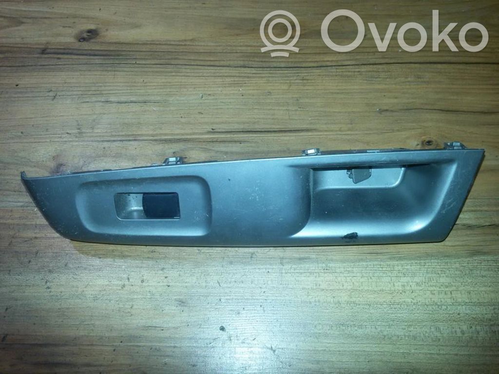 Subaru Impreza III Przyciski szyb 