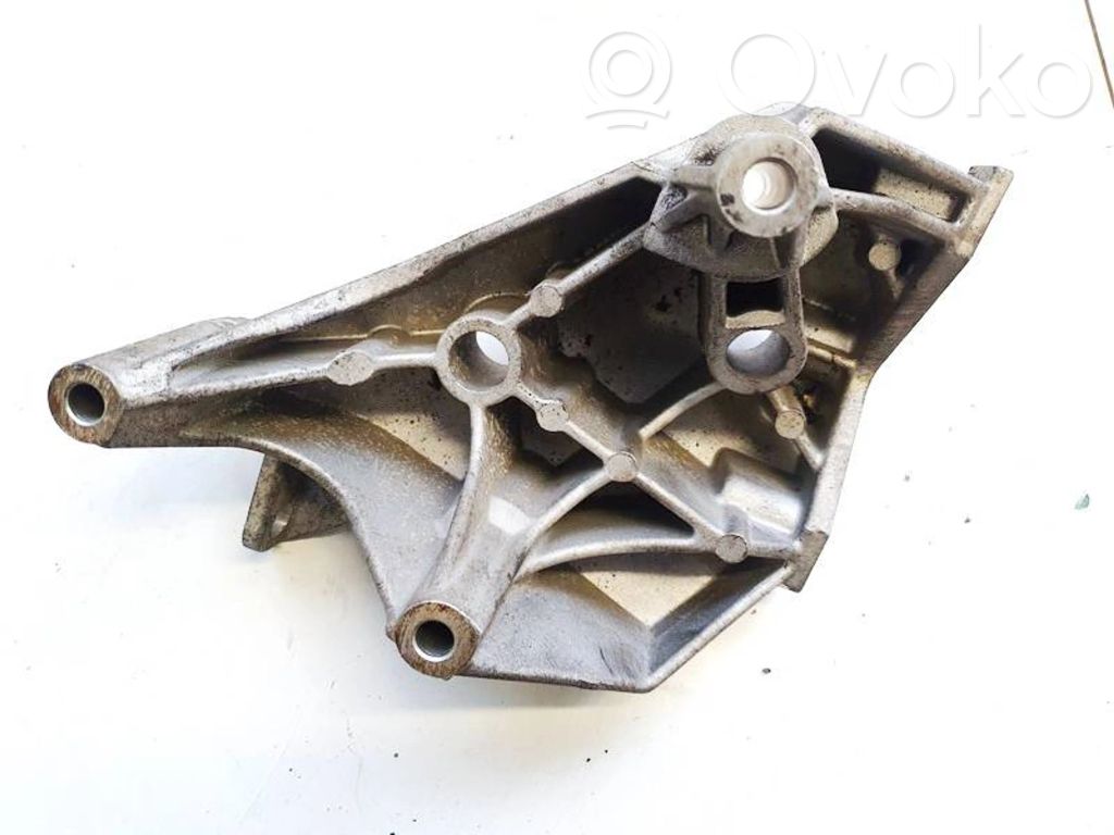 Volkswagen Polo Supporto di montaggio del motore (usato) 