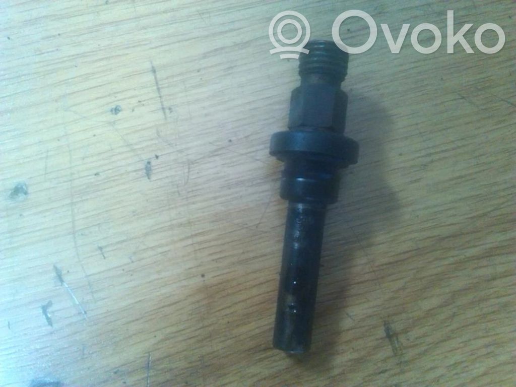 Mercedes-Benz S W126 Injector combustibil 