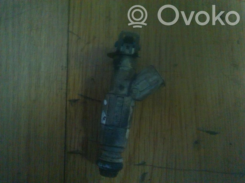 Ford Mondeo Mk III Injector combustibil 