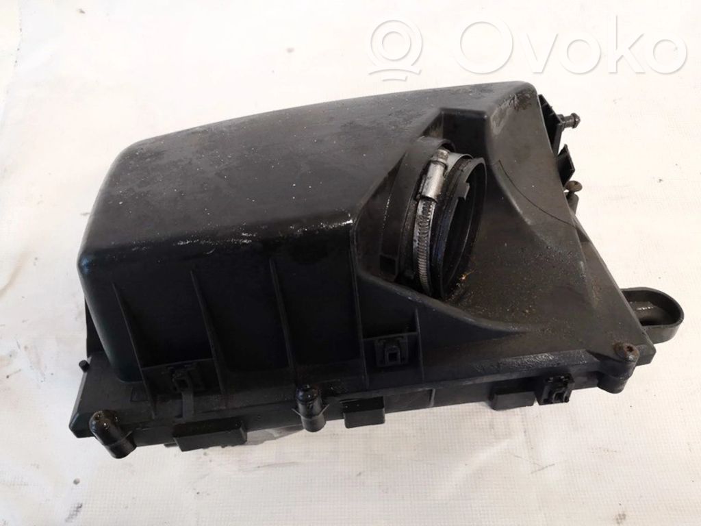 Nissan Almera Obudowa filtra powietrza 