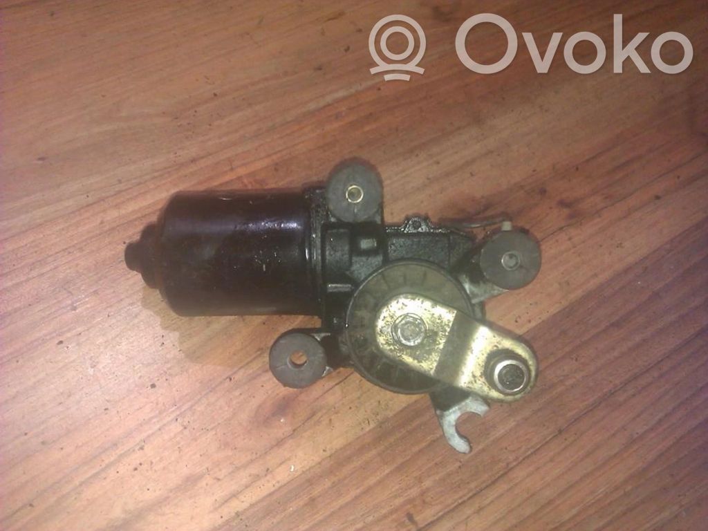 Mazda 323 Valytuvų varikliukas 