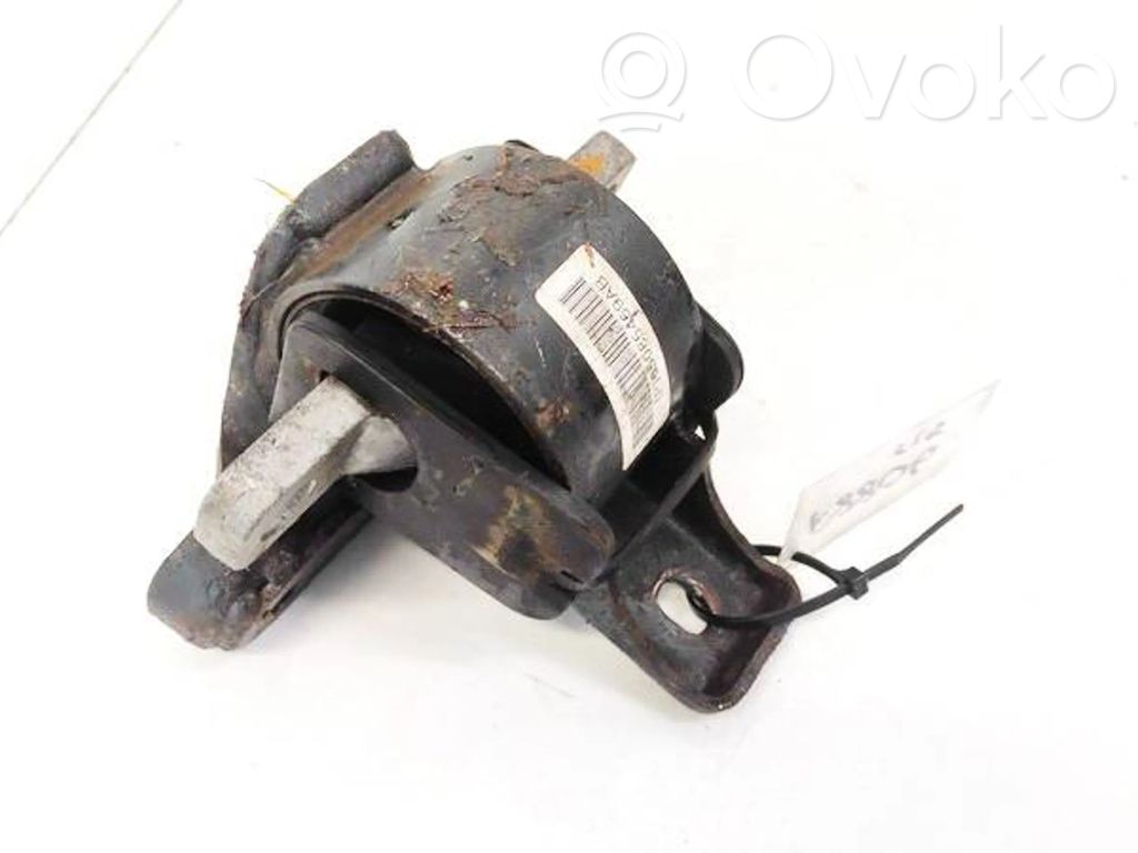 Dodge Avenger Engine mount bracket 
