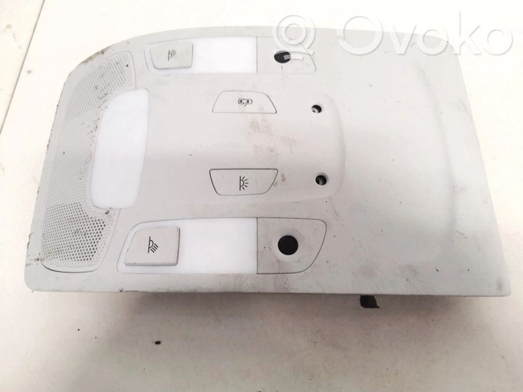 Etuistuimen valo   4G0951177,4G0951177