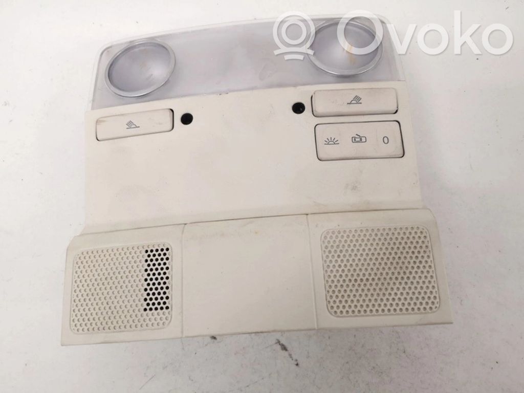 Volkswagen PASSAT CC Luz del asiento delantero