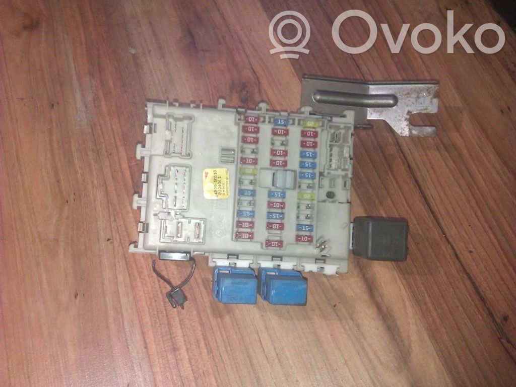 Nissan Almera N16 Set scatola dei fusibili