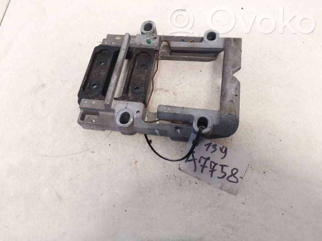 Volkswagen PASSAT B5 Altra parte esteriore 