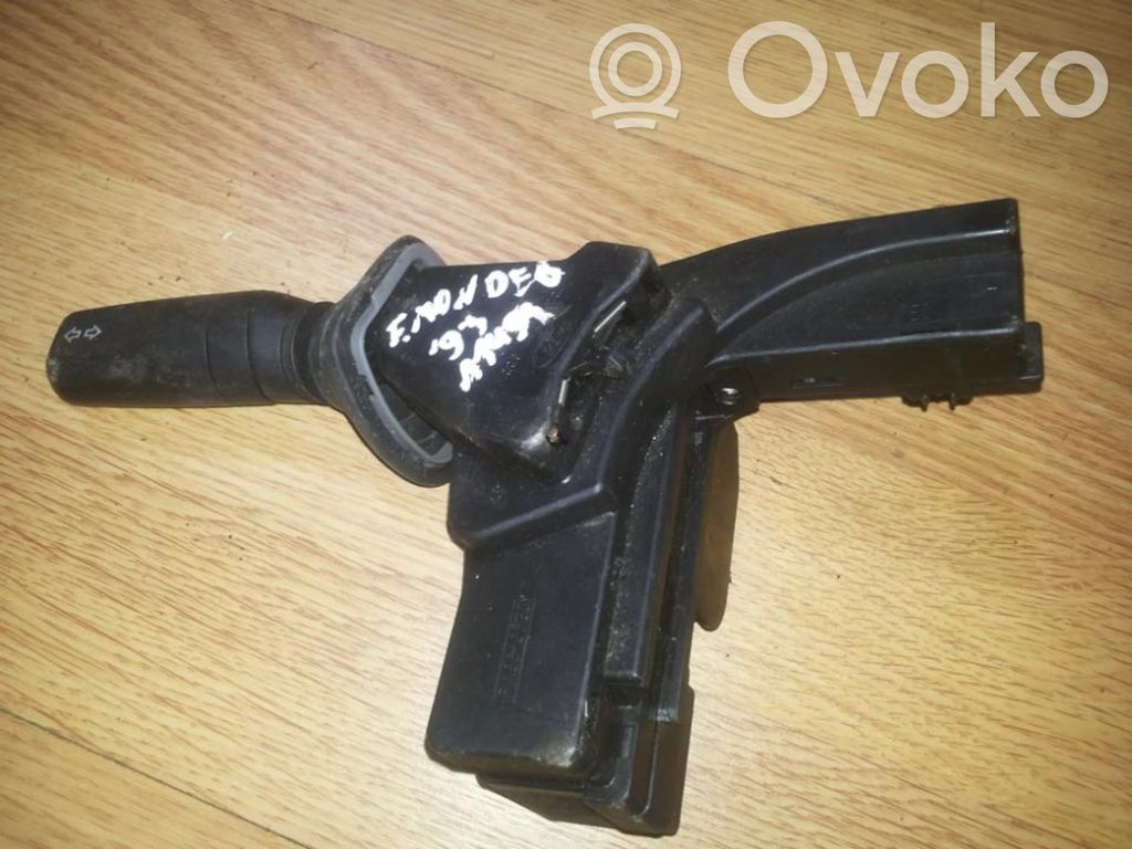 Ford Mondeo MK I Manetă semnalizator 