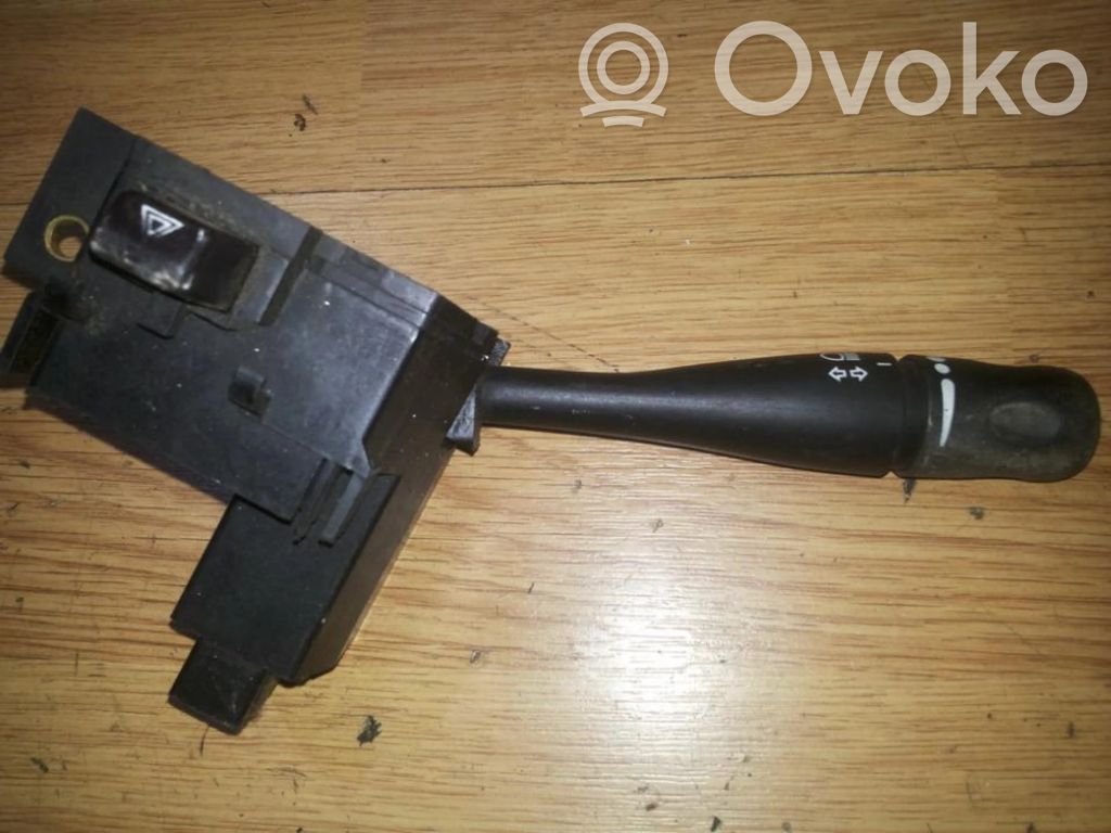 Dodge Intrepid Manetă semnalizator 